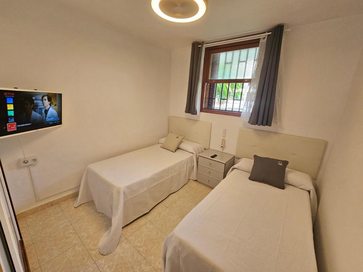 Fayser 108 Beachfront With Direct Pool Access From Terrace アロナ エクステリア 写真