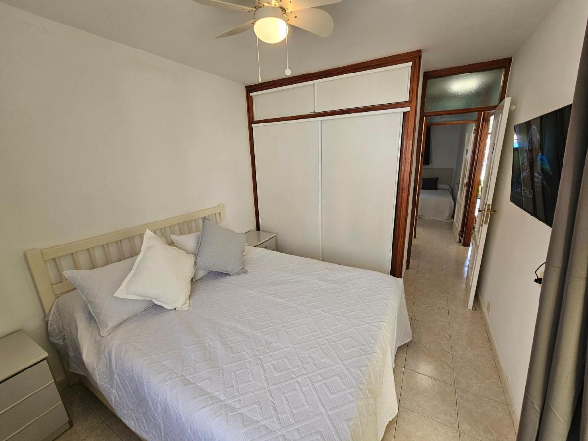 Fayser 108 Beachfront With Direct Pool Access From Terrace アロナ エクステリア 写真