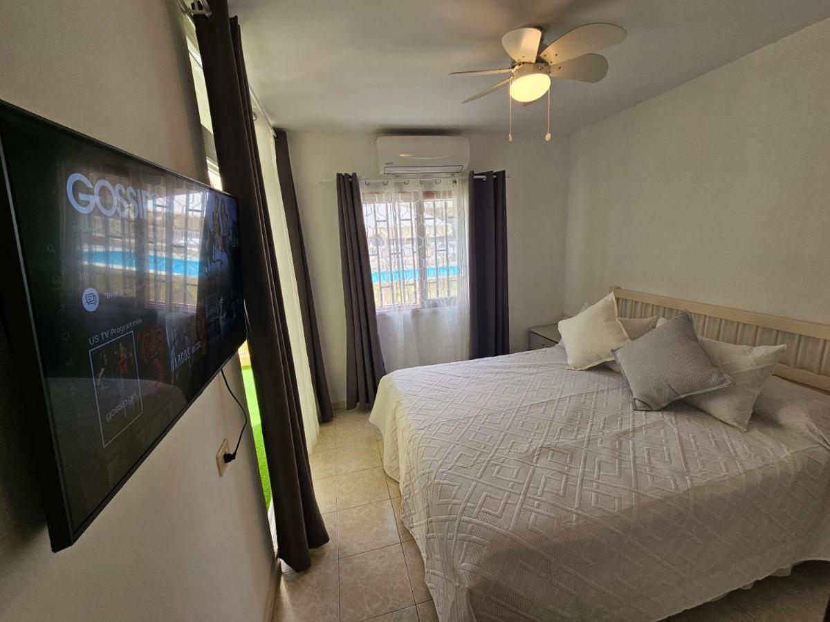Fayser 108 Beachfront With Direct Pool Access From Terrace アロナ エクステリア 写真