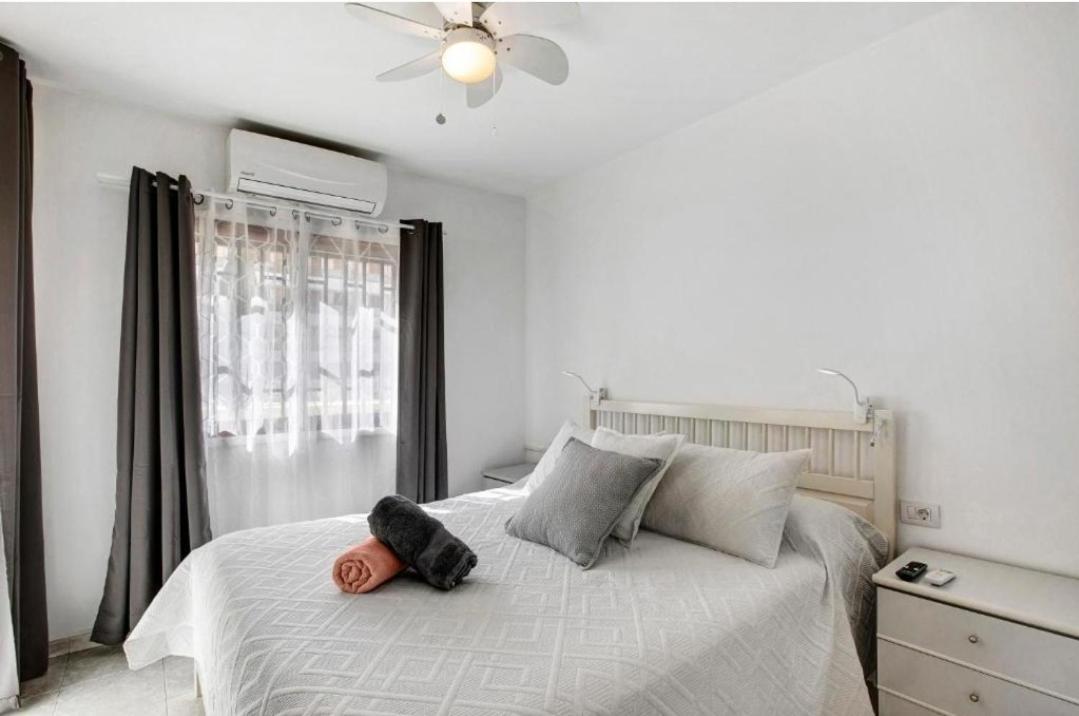Fayser 108 Beachfront With Direct Pool Access From Terrace アロナ エクステリア 写真